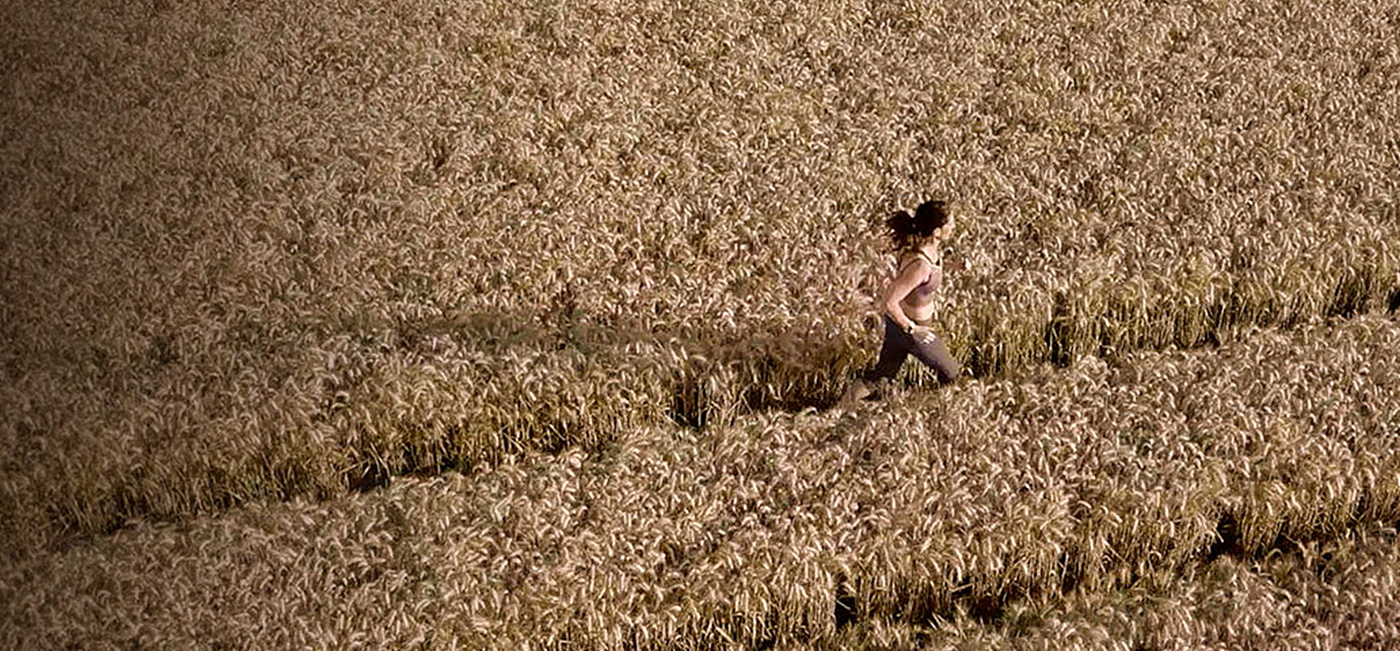 runner in field